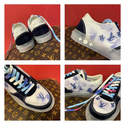 LU  Sneakers Run Away