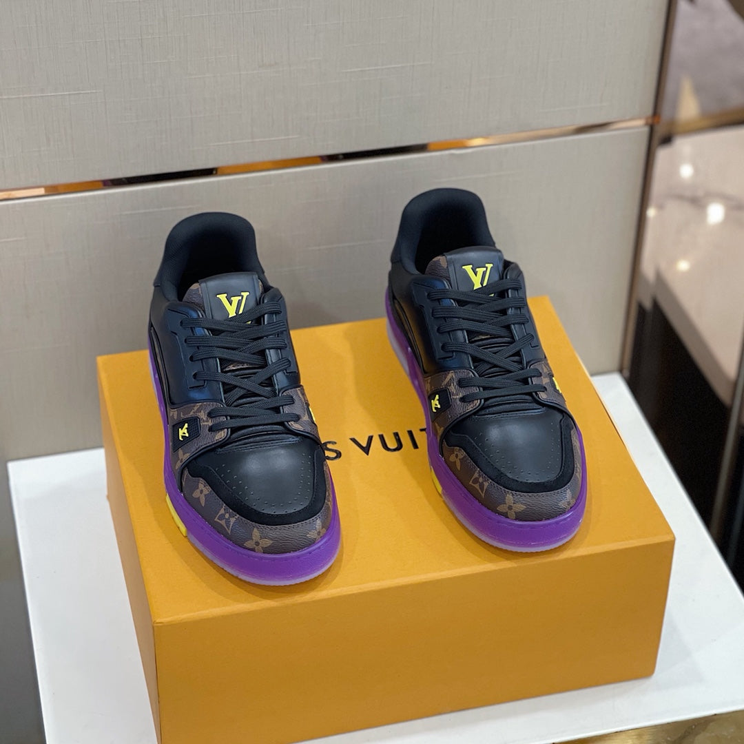 LU Sneakers Run Away