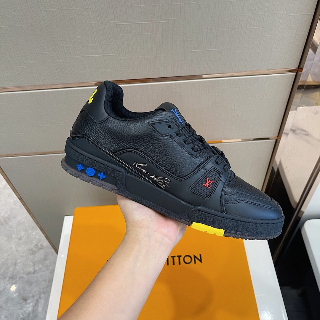 LU Sneakers Run Away