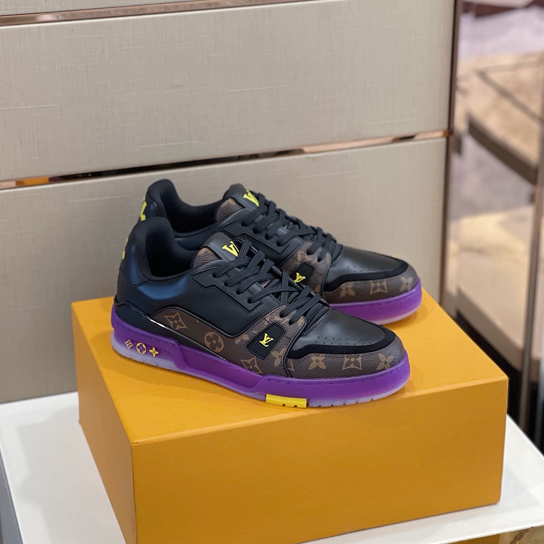 LU Sneakers Run Away