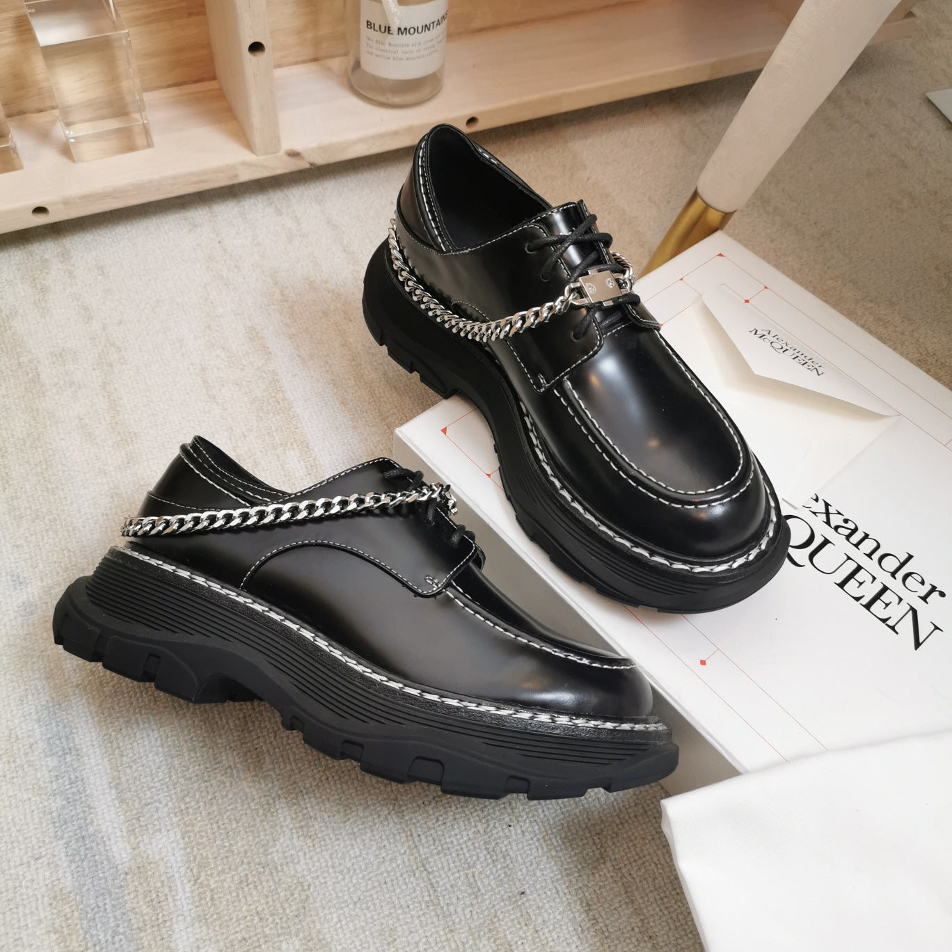 M*queen   Shoes Chain Black