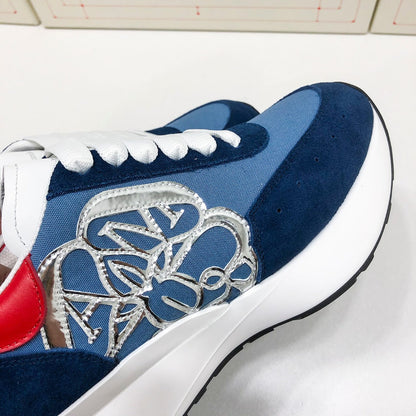 M*QUEEN Sneakers Graffiti