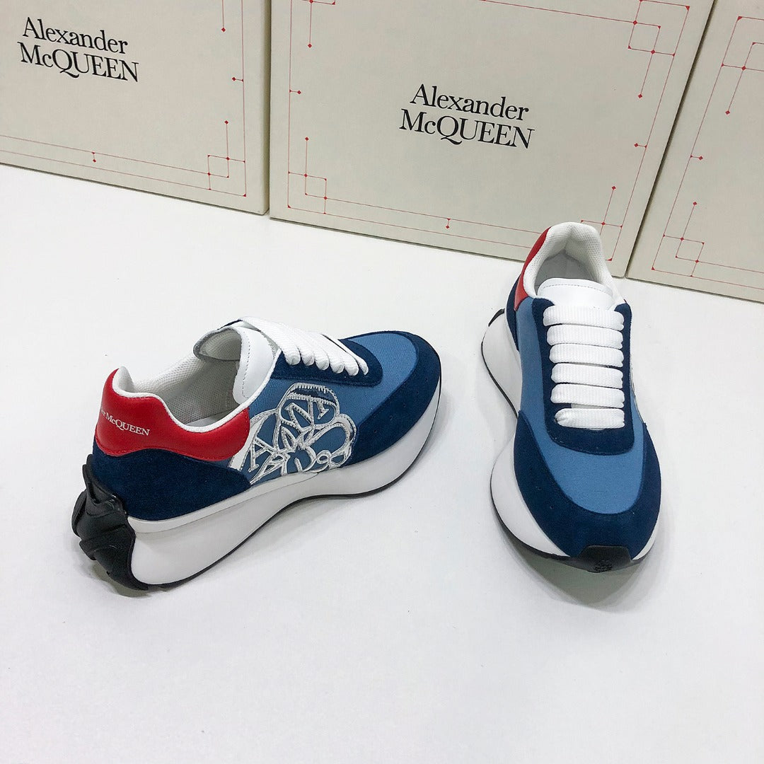 M*QUEEN Sneakers Graffiti