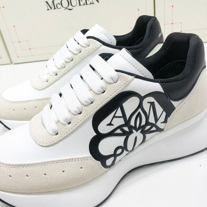 M*QUEEN Sneakers Graffiti