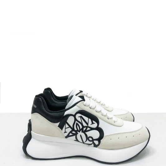 M*QUEEN Sneakers Graffiti