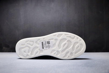 M*queen Sneakers Jeans