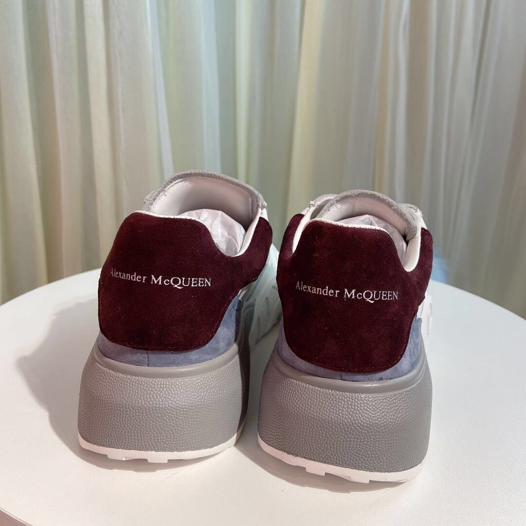 M*QUENN Sneakers