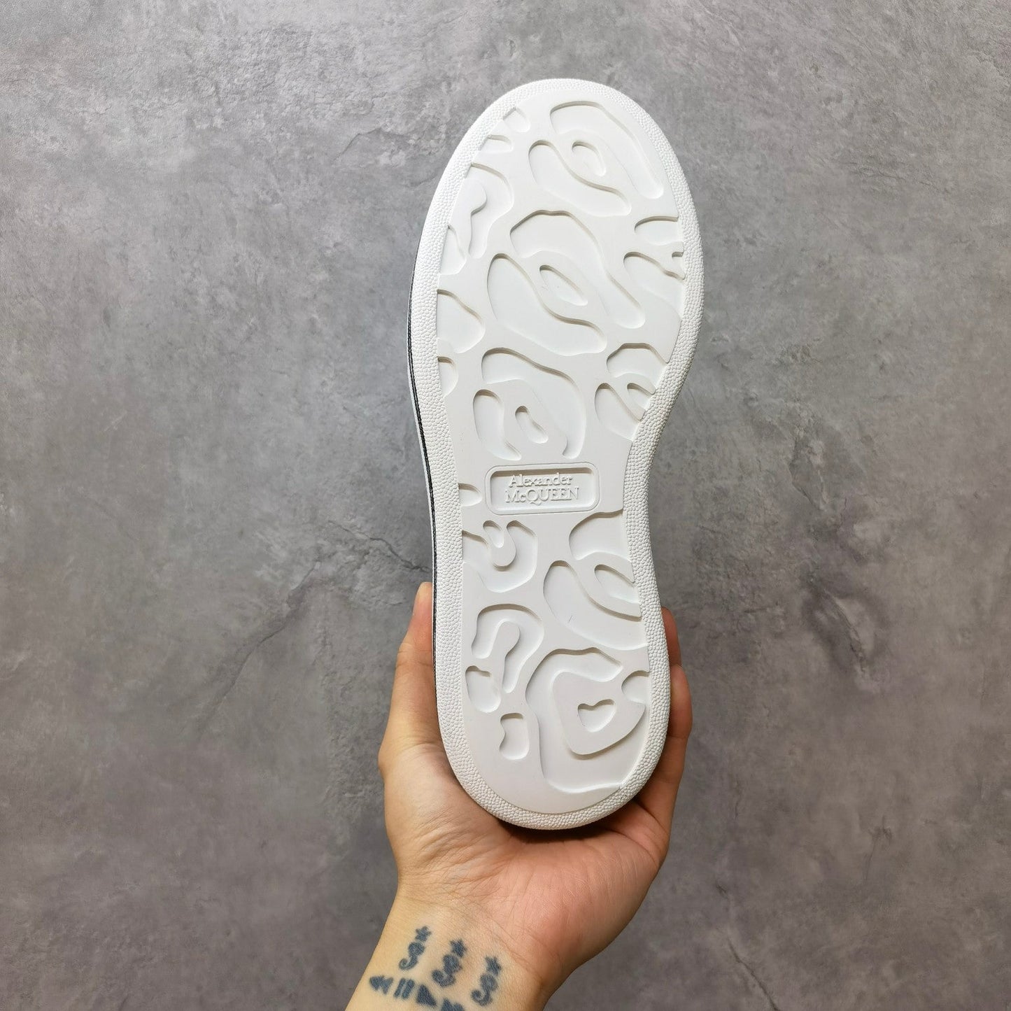 M*QUEEN Sneakers 2 Color 's