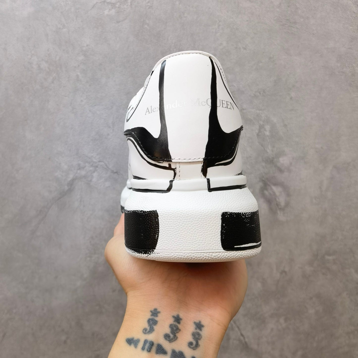 M*QUEEN Sneakers 2 Color 's