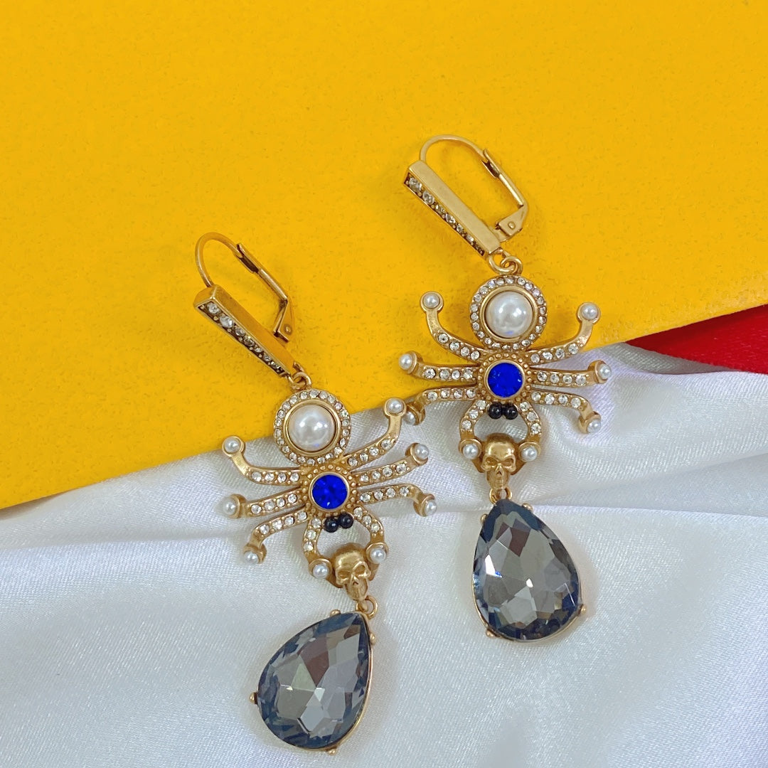 M*QUEEN  Earrings Vintage style