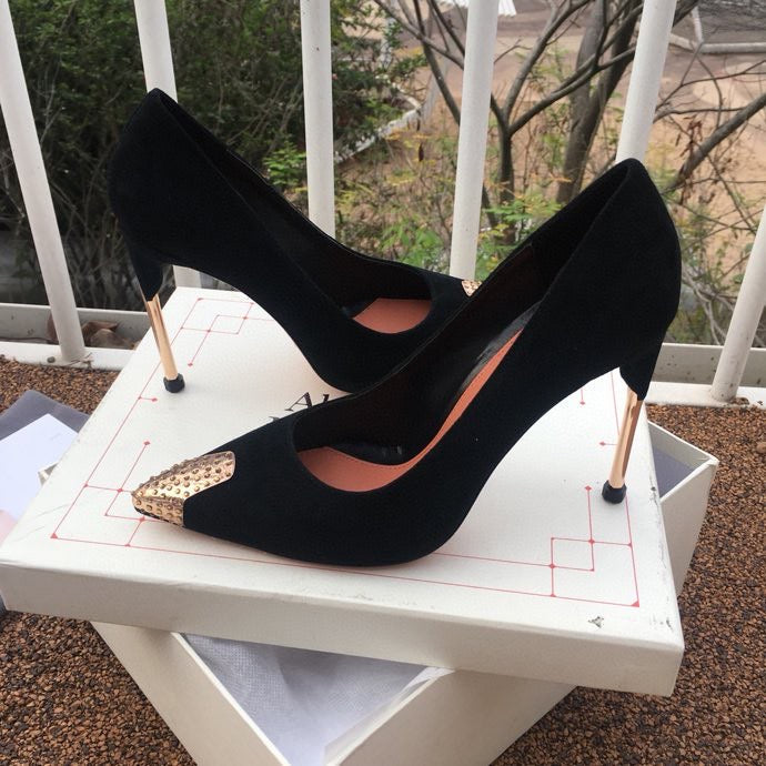 M*queen Shoes Heels  2 Color 's