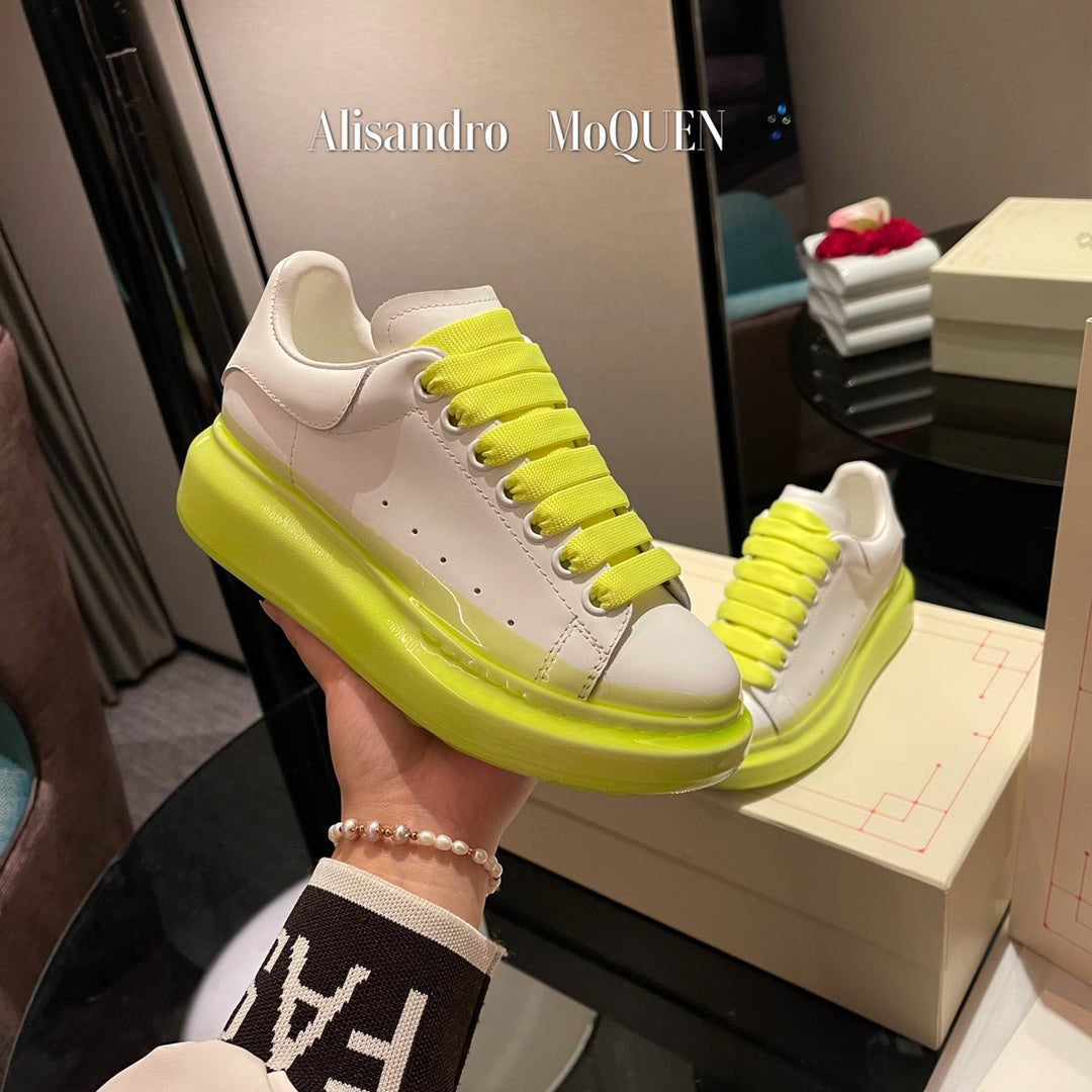 M*QUEEN Sneakers  2 Color 's