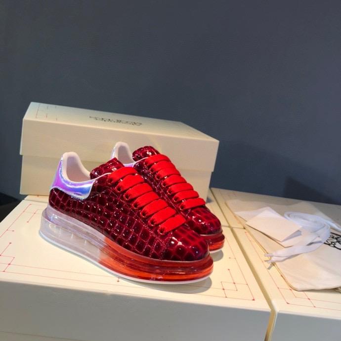 M*queen  Sneakers Red