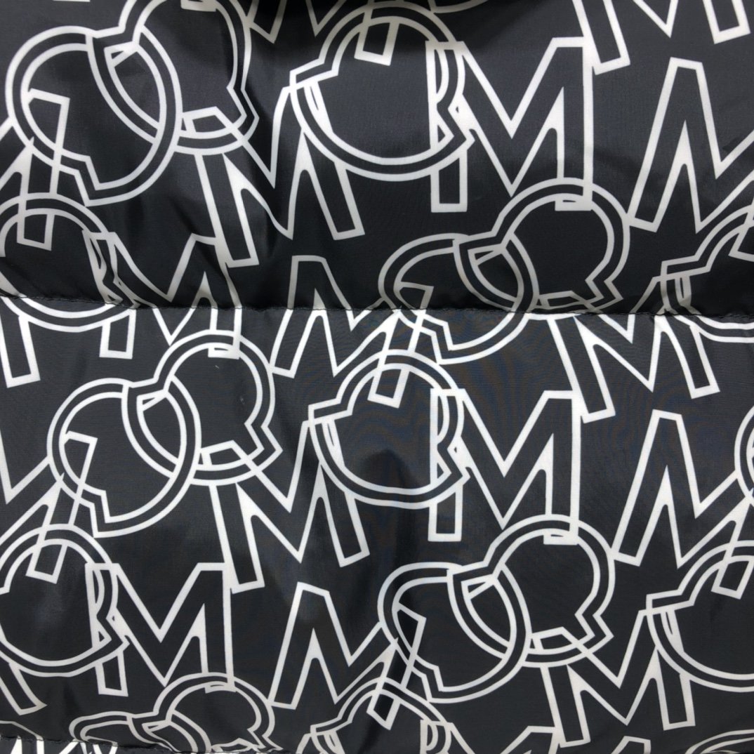 Moncr Down Jacket