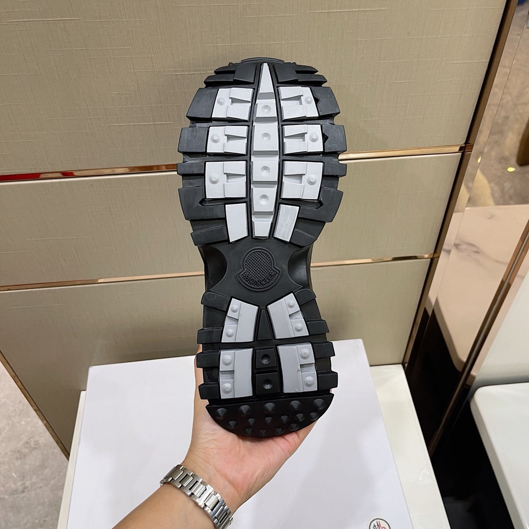 MONCR  Sneakers Runner