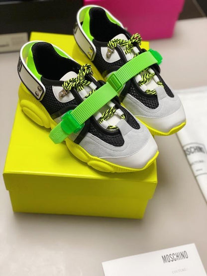 MOSKINO  Sneakers Yellow