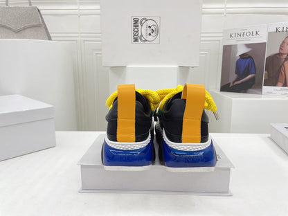 MOSKINO Sneakers