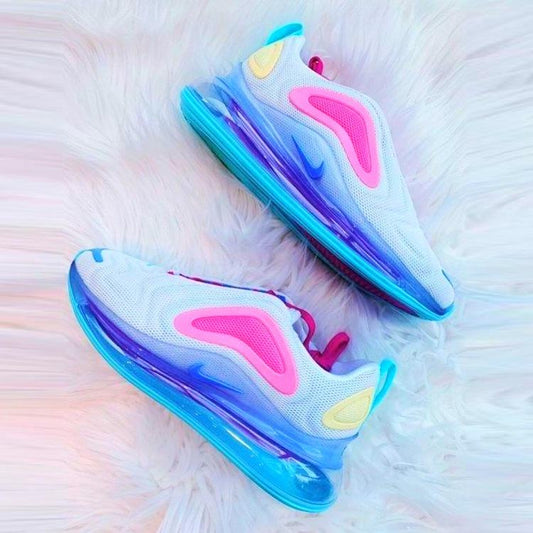 N Sneakers