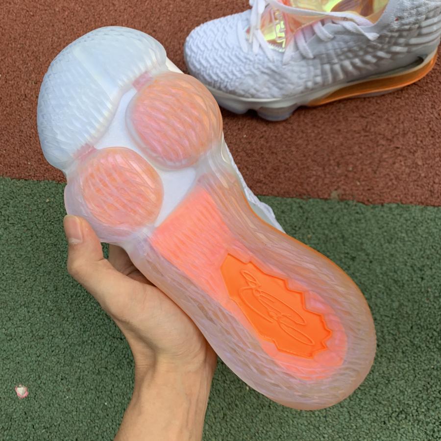 N*ke Max Sneakers Lebro 17