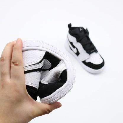 N*ke Max Jorda Kids Sneakers