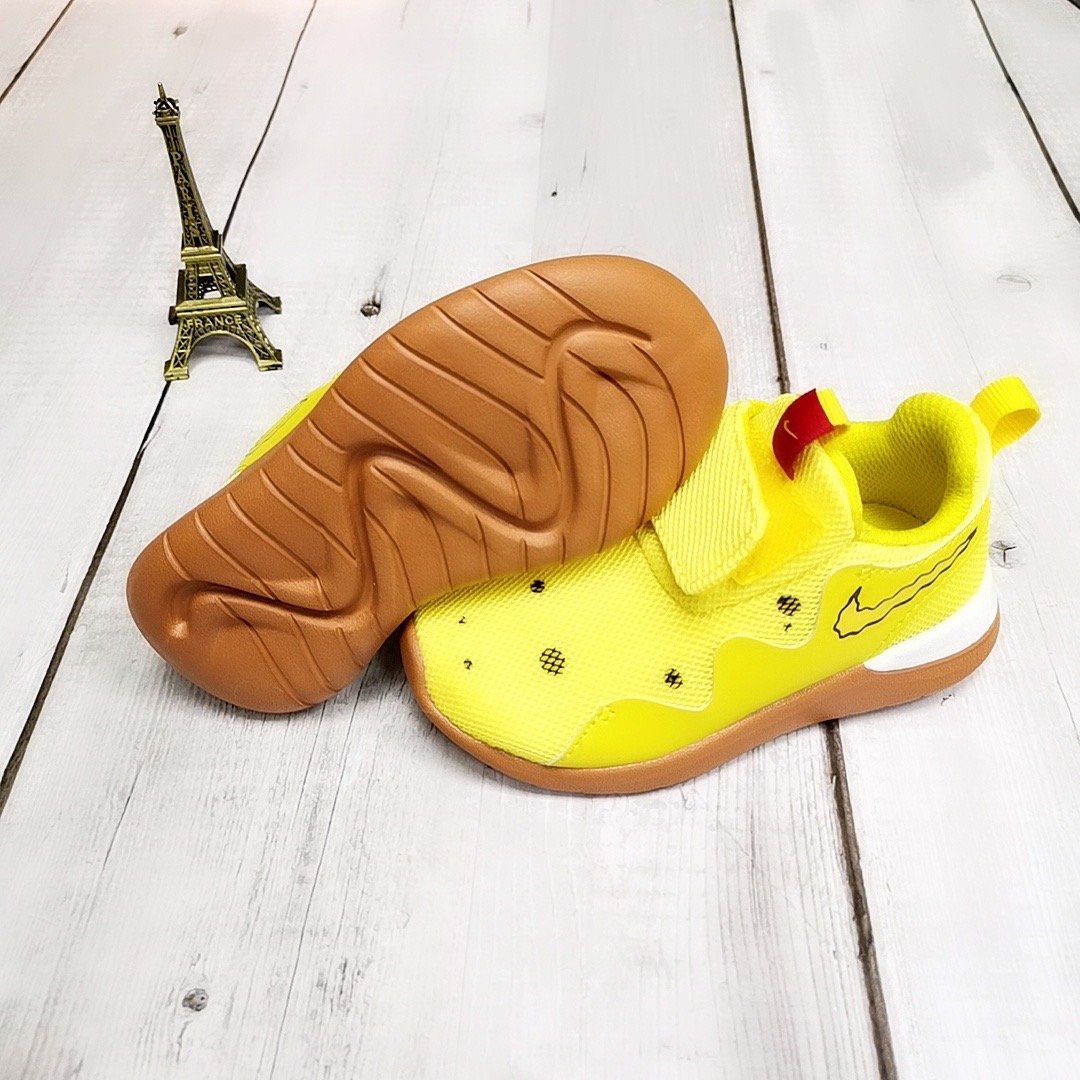 N*ke Max  Kids Yellow Sneakers