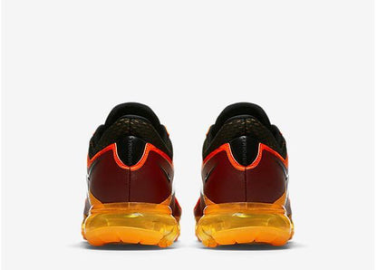 N*ke Max Sneakers Vapor  Fly Orange