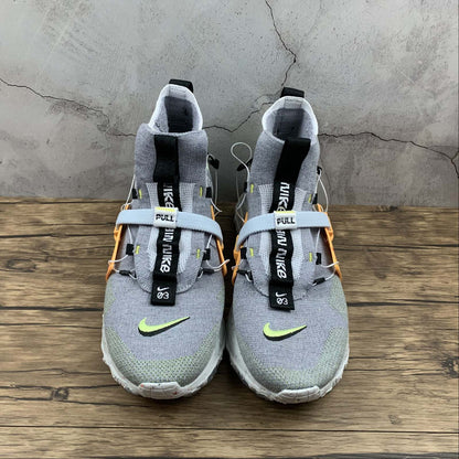 N*KE Space Hippie  Sneakers