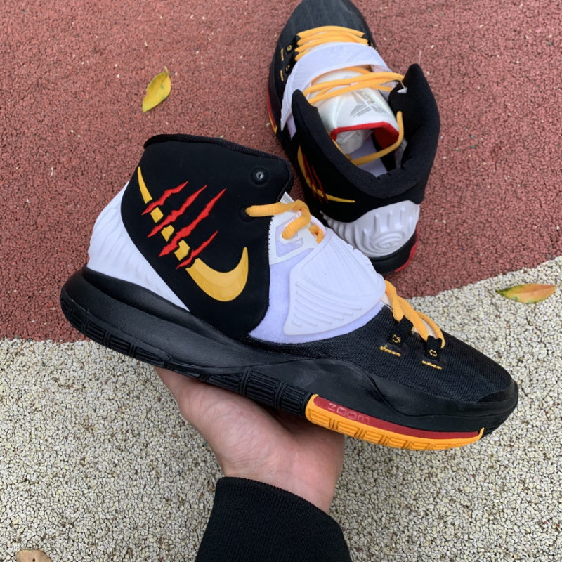 N*ke Kyrie Bruce Lee  Sneakers