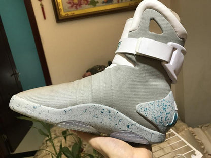 N*ke Max  Sneakers Mag Back in Future