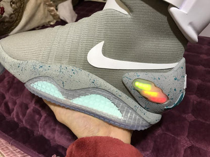 N*ke Max  Sneakers Mag Back in Future