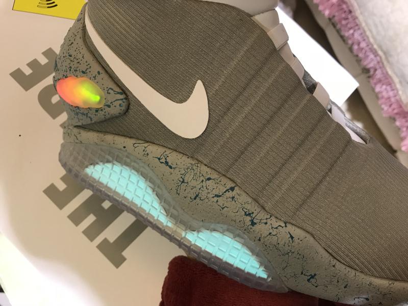 N*ke Max  Sneakers Mag Back in Future