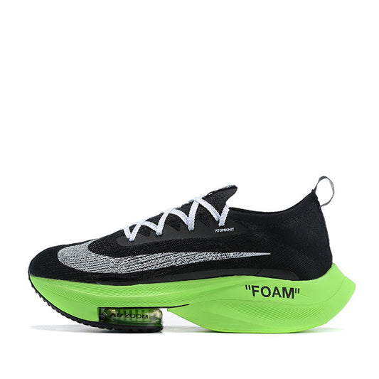 N*ke Sneakers Zoom