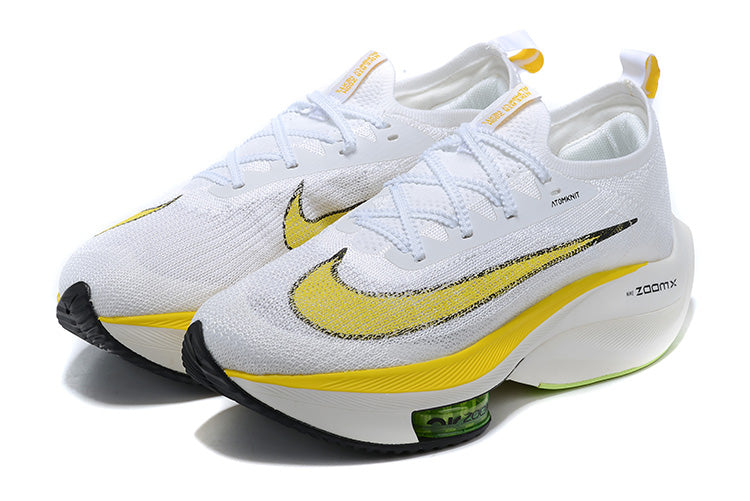 N*ke Sneakers Zoom