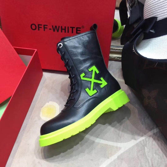 Off wite Boots Green