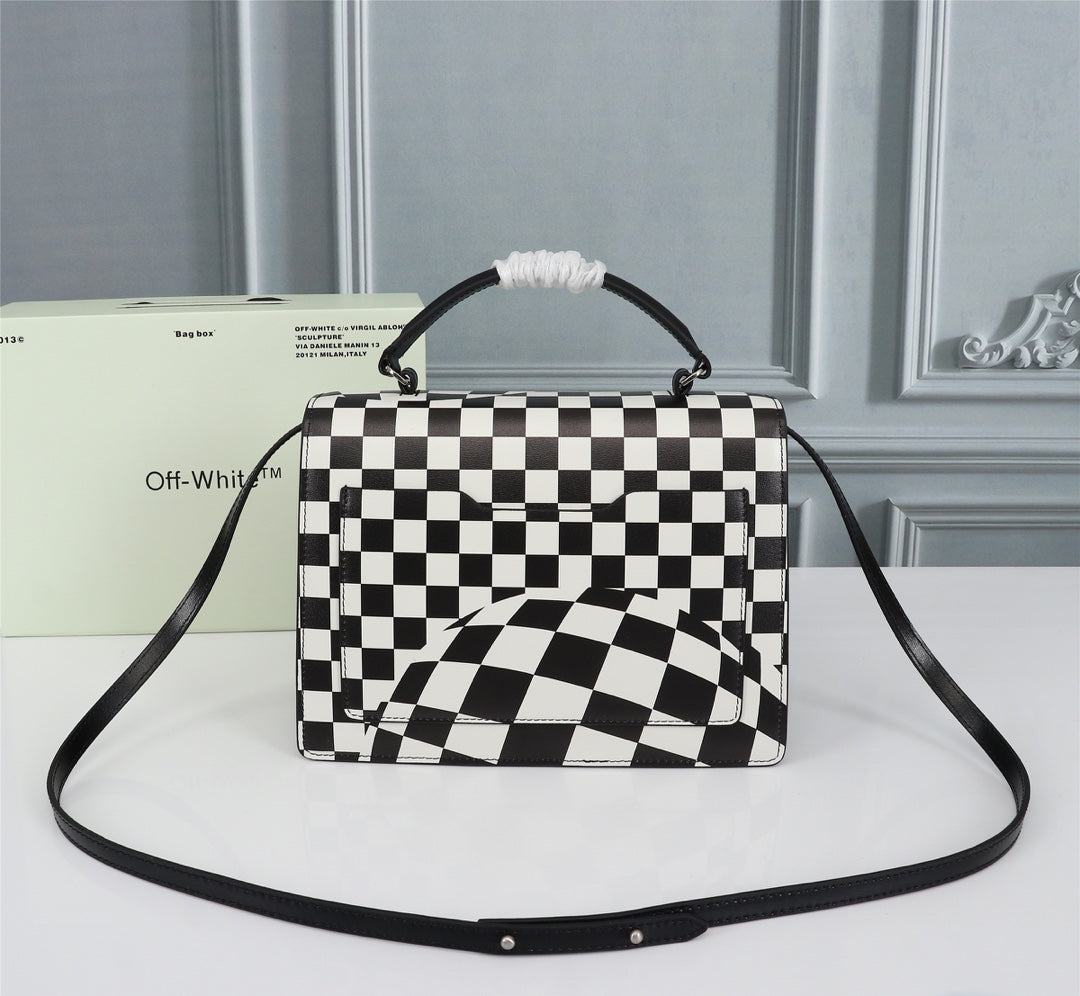 Off Wite Bag  Black