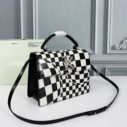 Off Wite Bag  Black