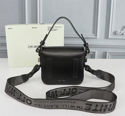 Off wite Bag Soho