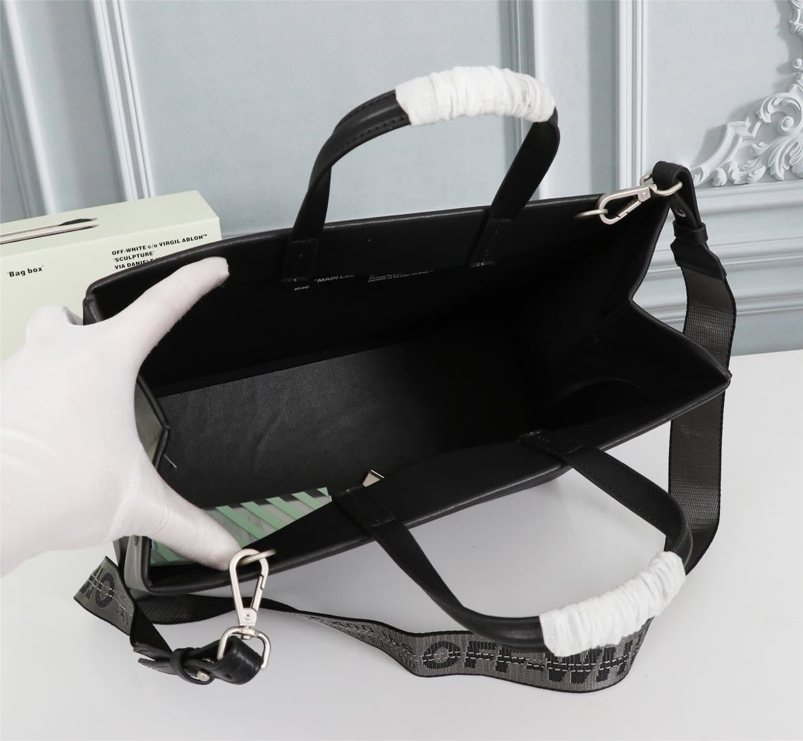 OFF WITE TOTE  Bag  34 cm