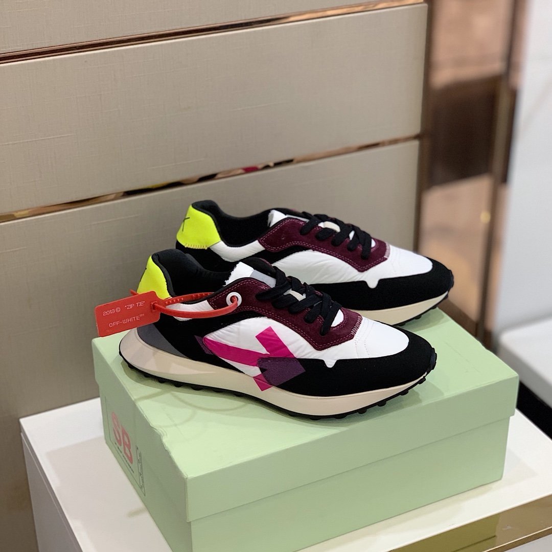 Off-Wite Sneakers