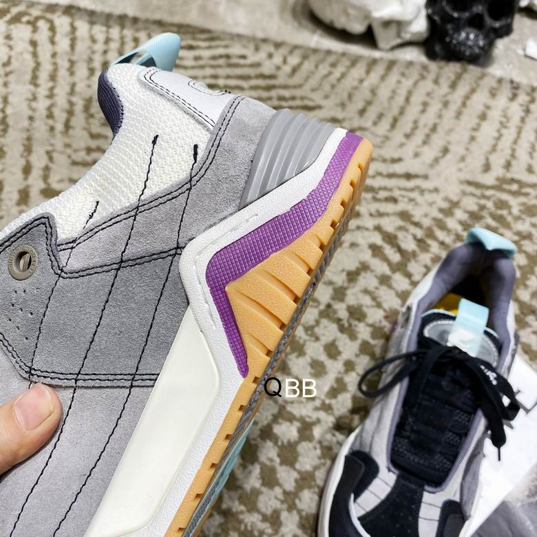 OFF WITE  Sneakers
