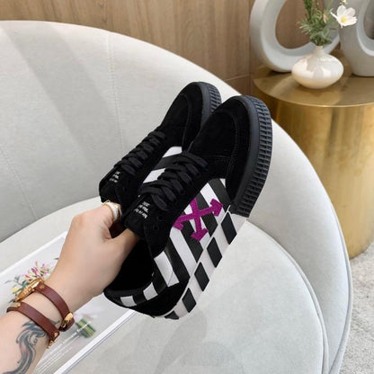 Off-white Sneakers