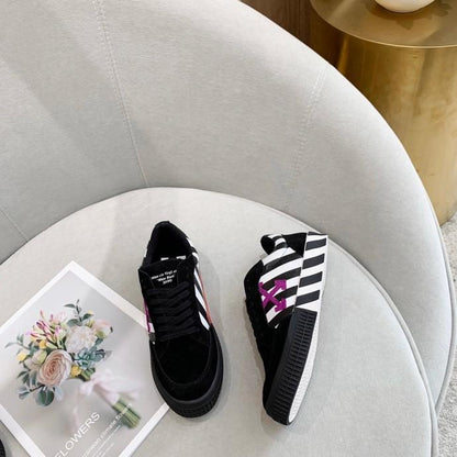 Off-white Sneakers