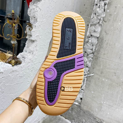 OFF WITE  Sneakers