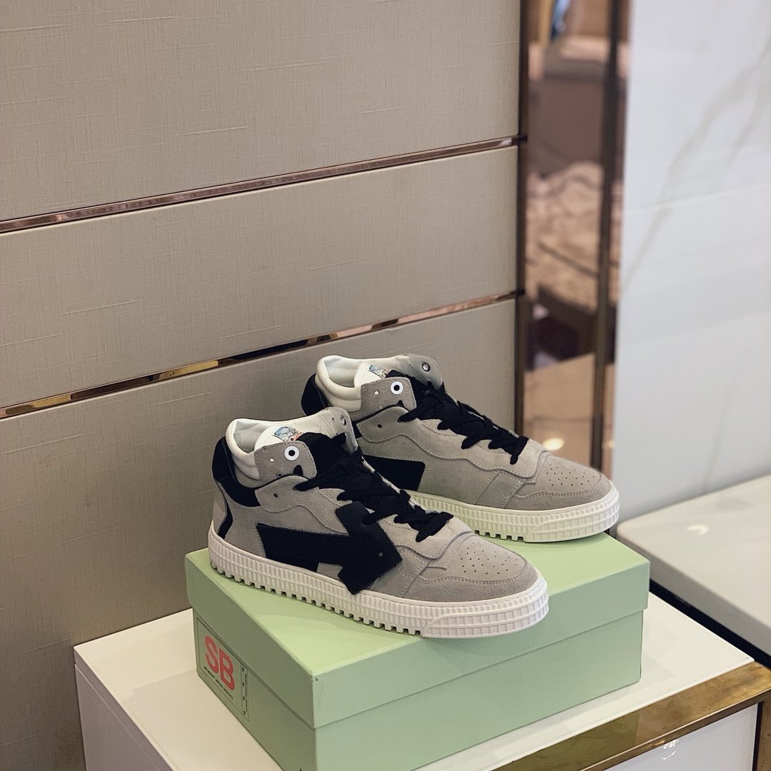 Off Wite Sneakers