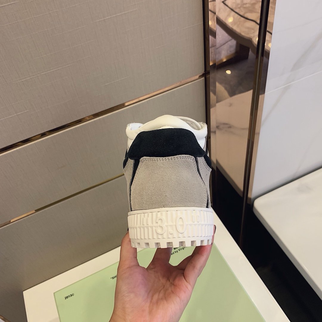 Off Wite Sneakers