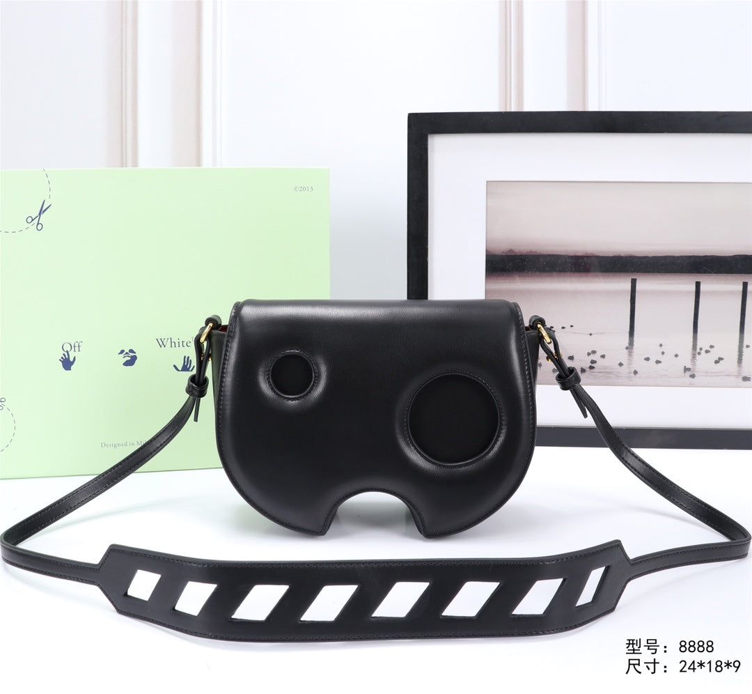 OFF WITE  Bag  24 cm
