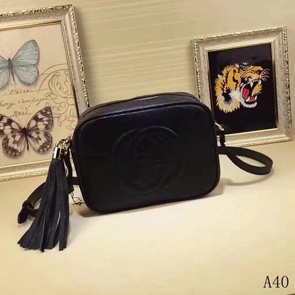 GU Smal Bag Soho Disco Black White