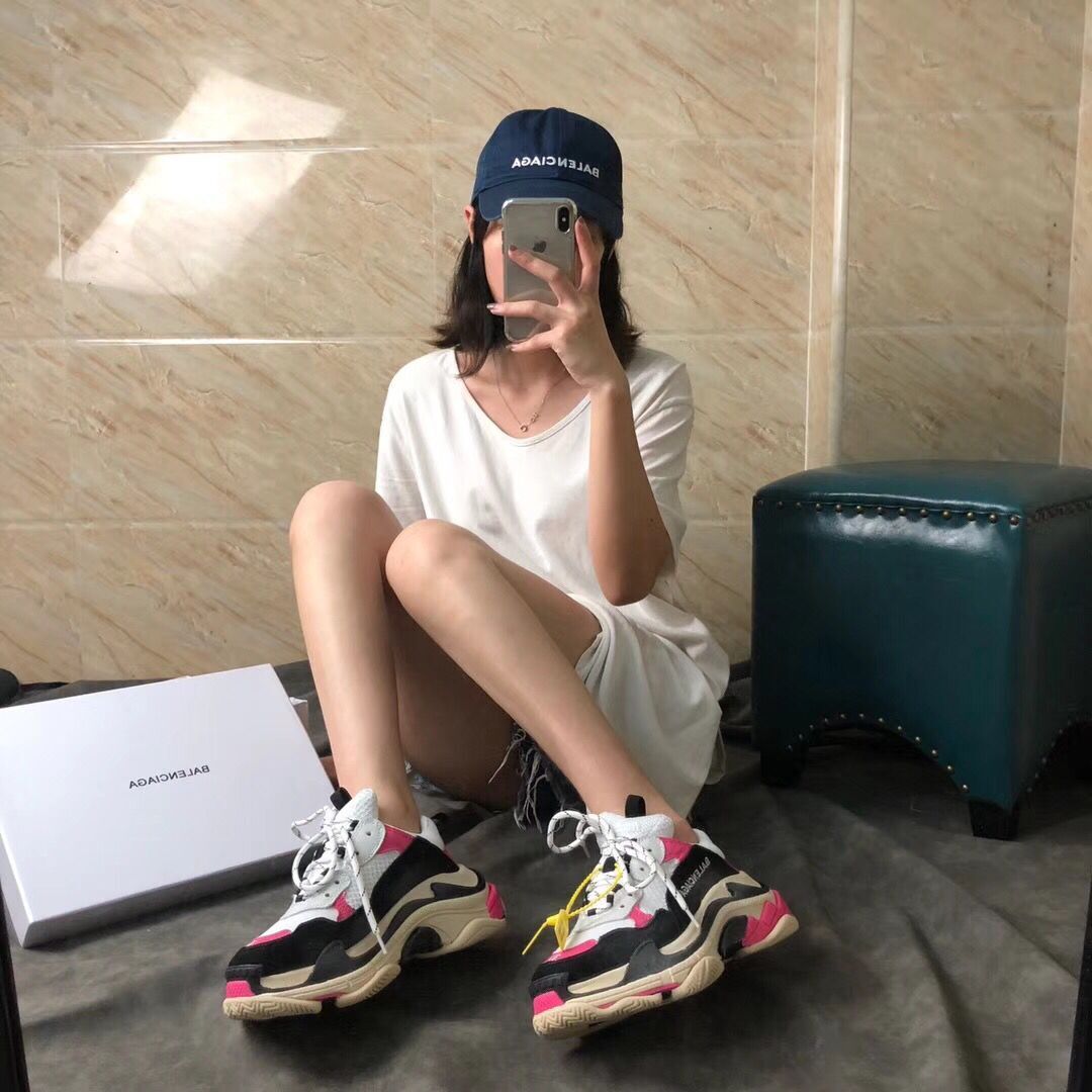SNBAL  Triple S Pink Sneakers