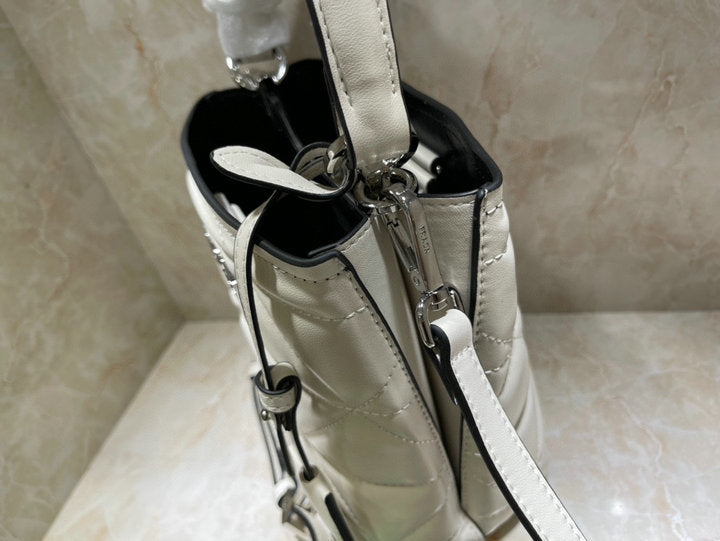 PRD Bag  2 Color 's 20 cm Small