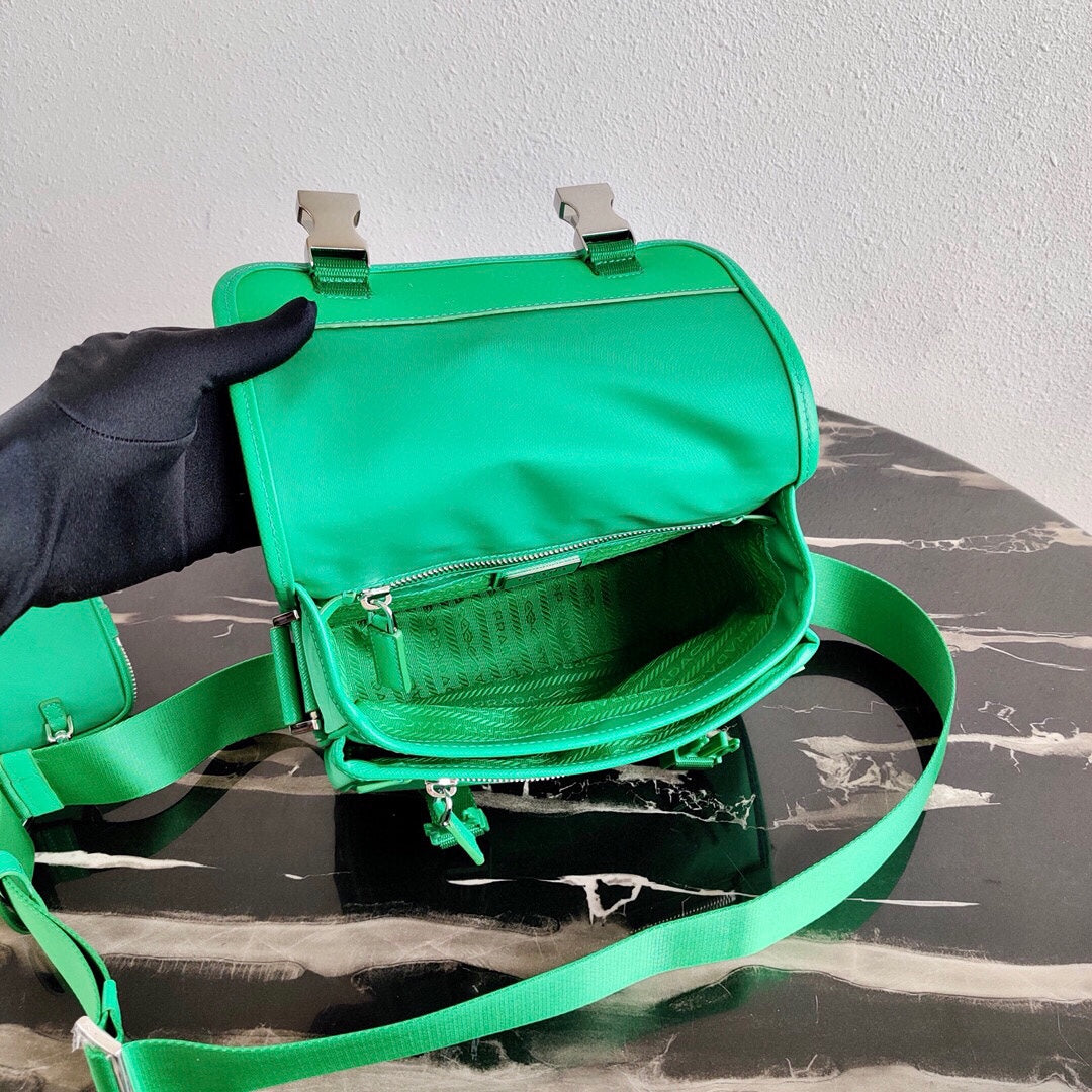PRD Bag Saffiano 2 Color messenger 22 cm